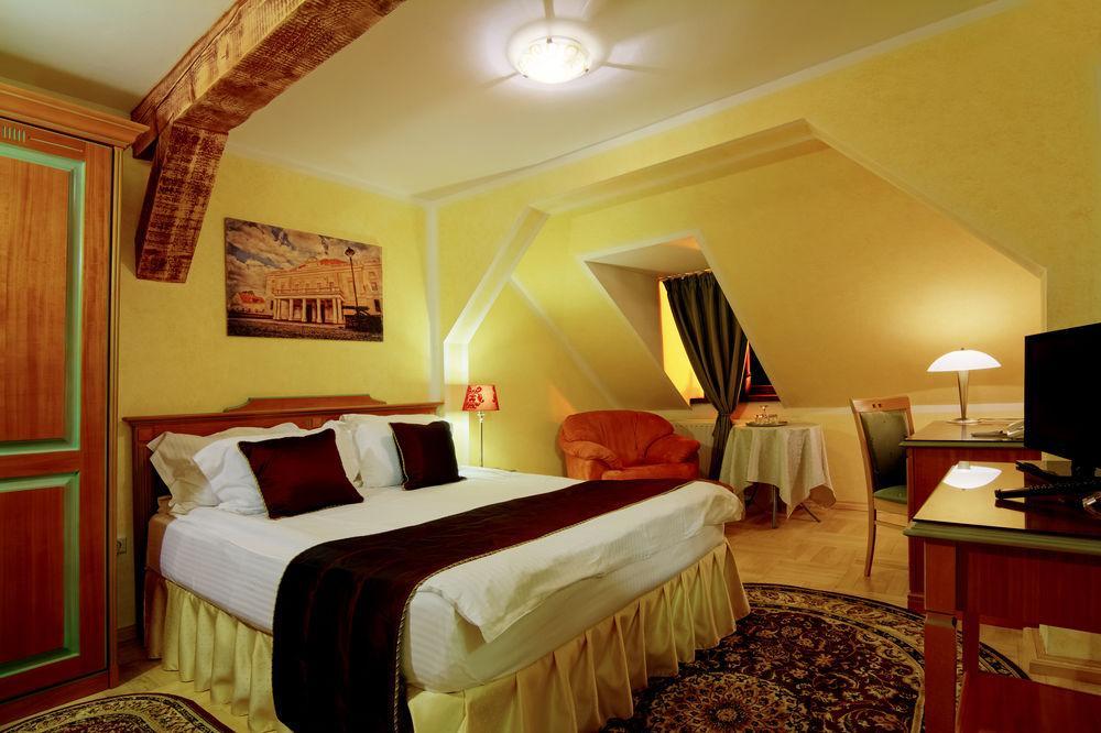 The Council Hotel Sibiu Bagian luar foto