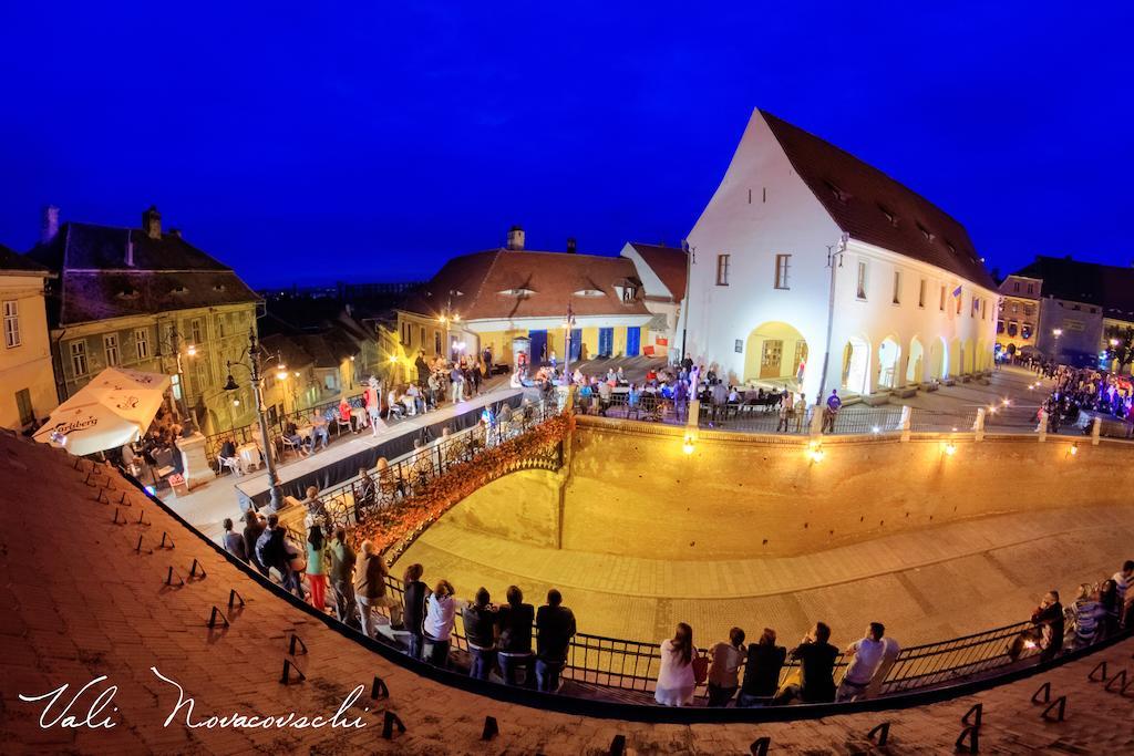 The Council Hotel Sibiu Bagian luar foto